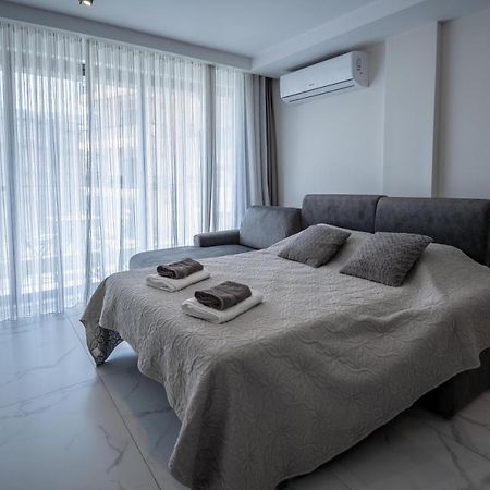 Seaside Luxury Apartment St. Paul's Bay Exteriör bild