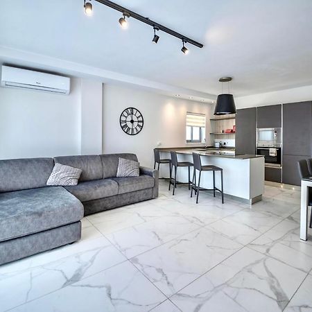 Seaside Luxury Apartment St. Paul's Bay Exteriör bild
