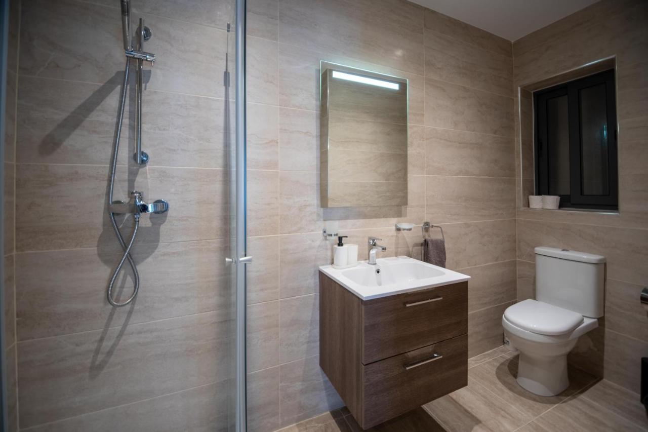 Seaside Luxury Apartment St. Paul's Bay Exteriör bild